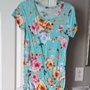 Floral Bliss Turquoise Women's Short Sleeve Top